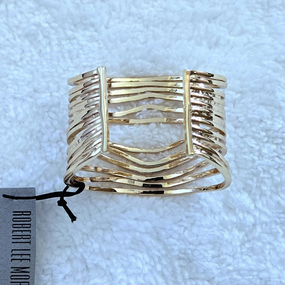 Robert Lee Morris Layered Gold💛 Wire Cuff Bracelet